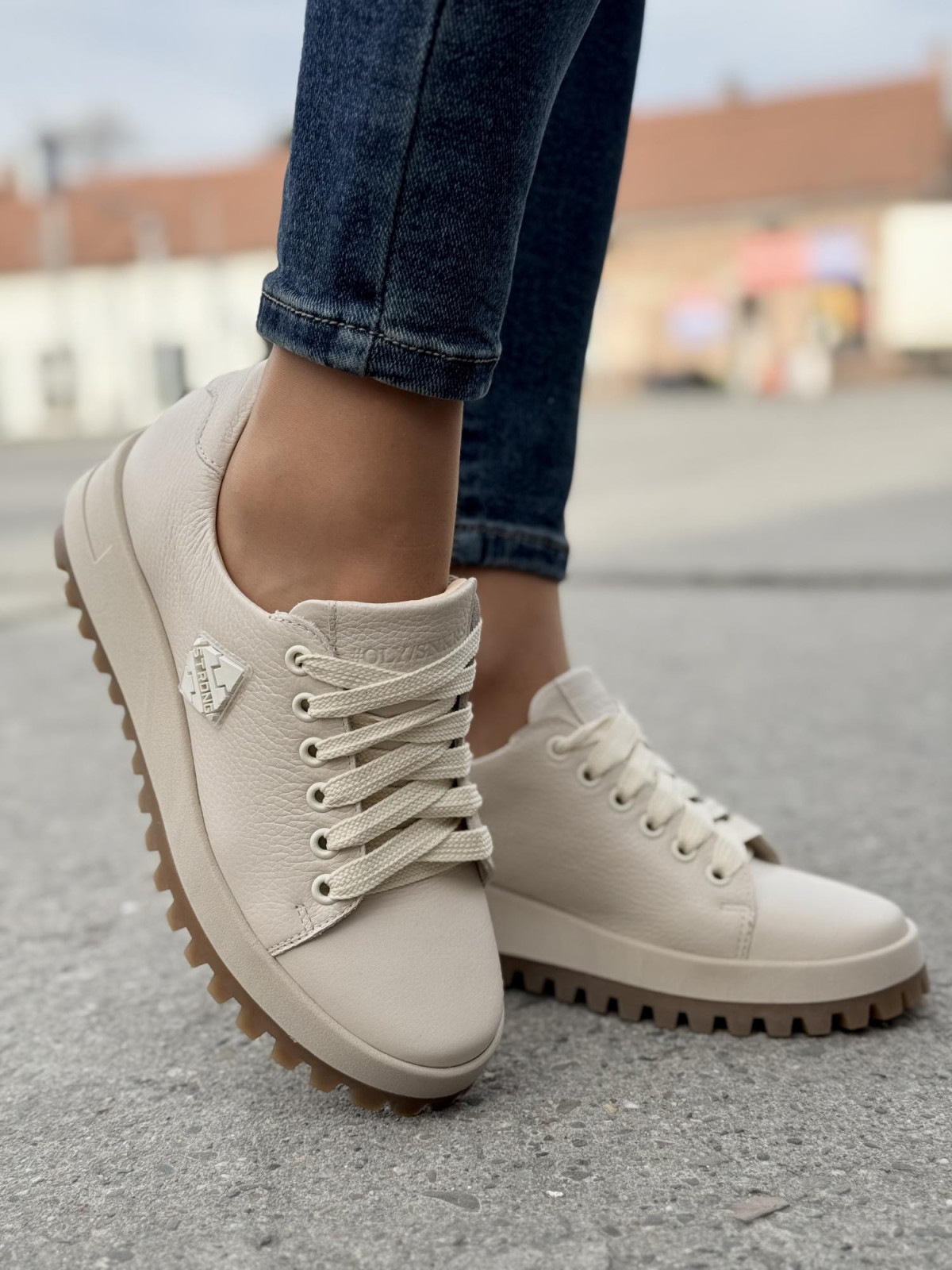 Sneakersy OLEKSY ze skóry Polskiej produkcji