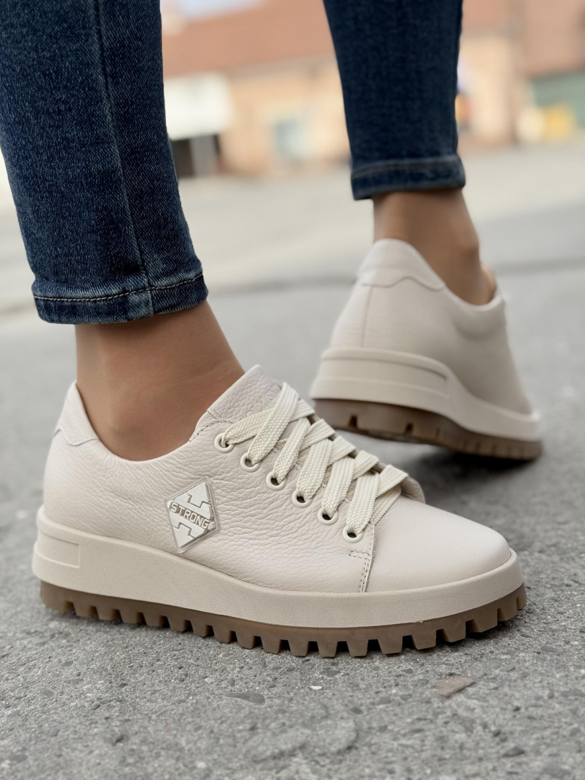 Sneakersy OLEKSY ze skóry Polskiej produkcji