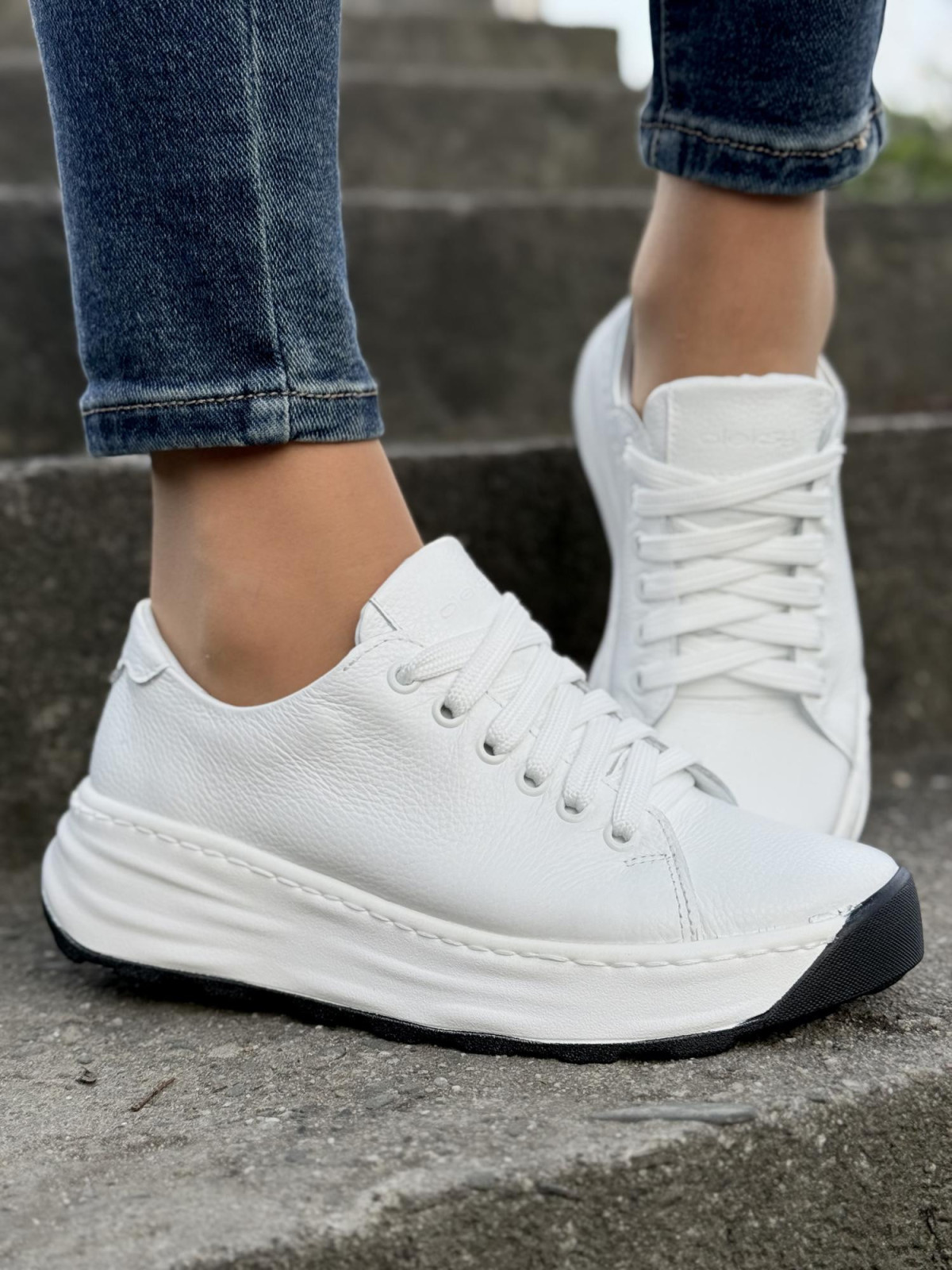 Sneakersy OLEKSY ze skóry Polskiej produkcji