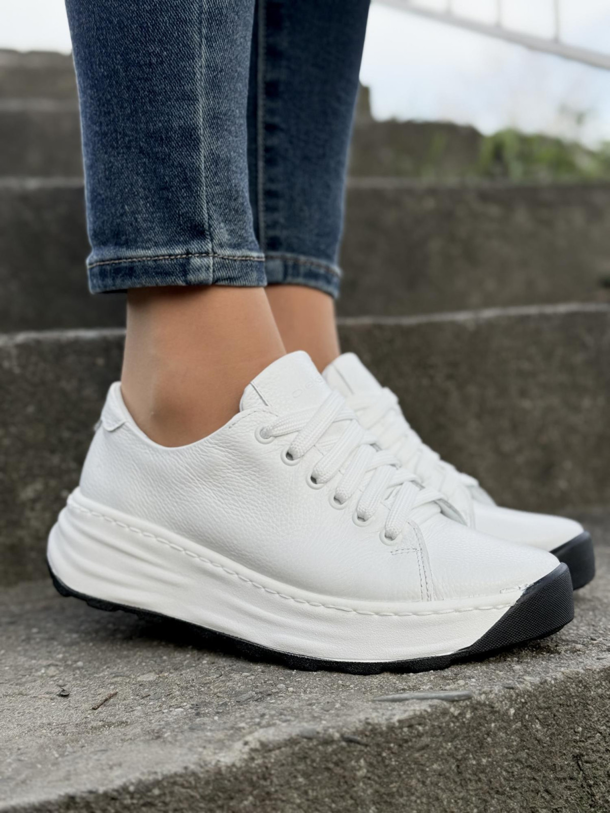 Sneakersy OLEKSY ze skóry Polskiej produkcji