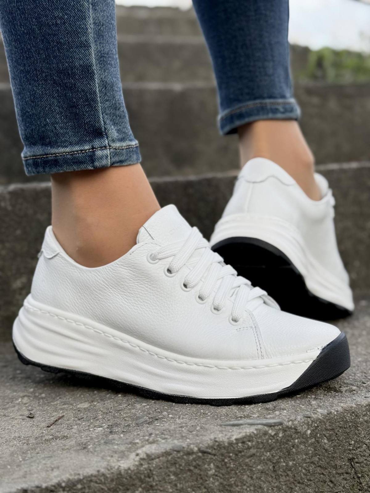 Sneakersy OLEKSY ze skóry Polskiej produkcji