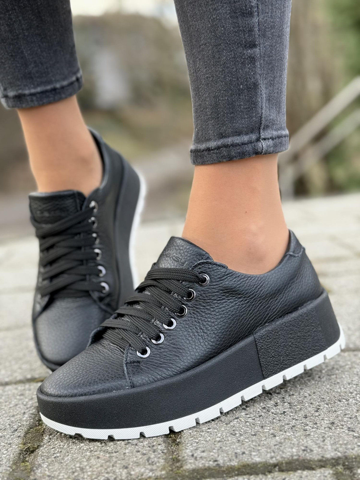 Sneakersy OLEKSY ze skóry Polskiej produkcji