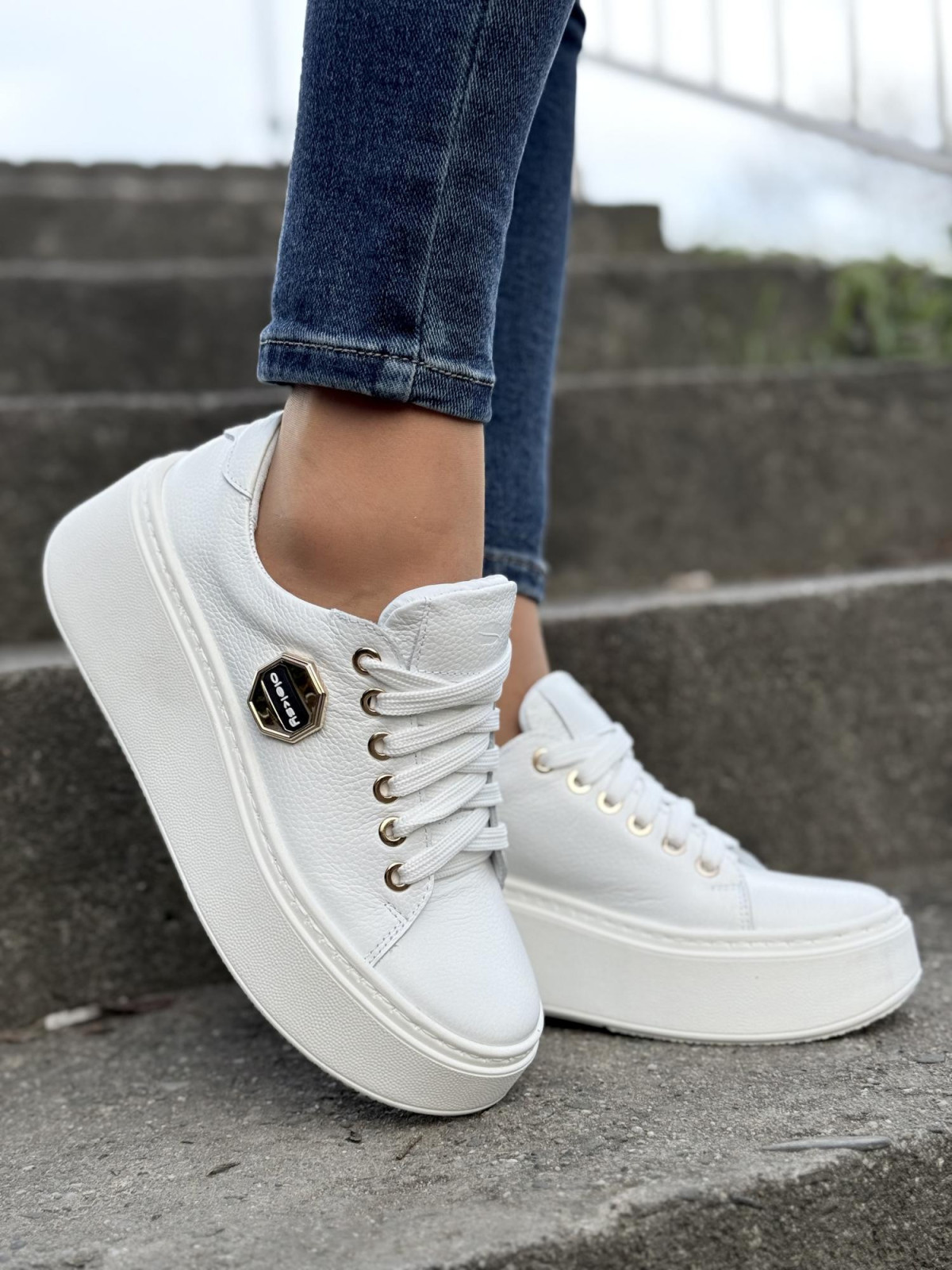 Sneakersy OLEKSY ze skóry Polskiej produkcji