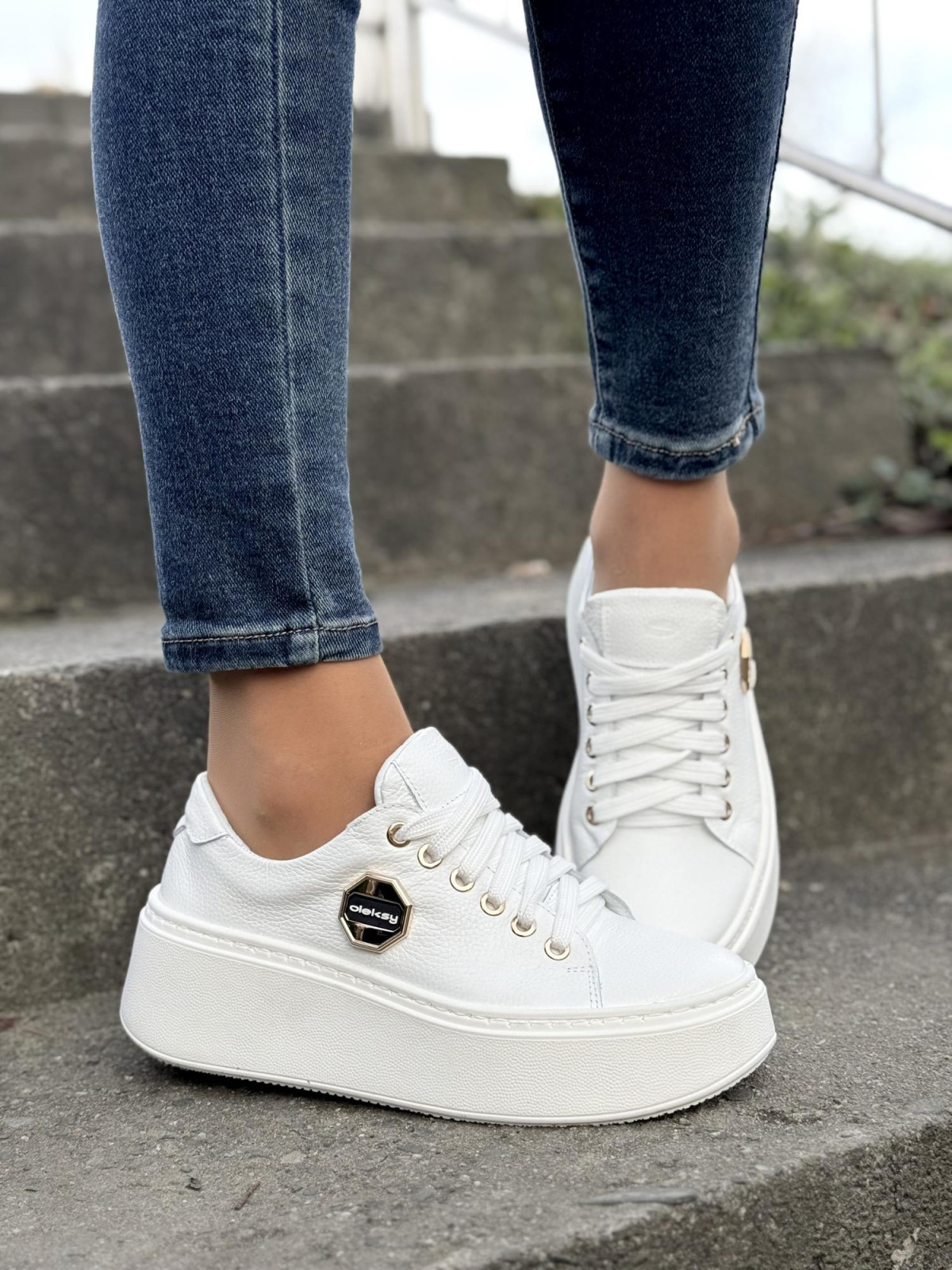 Sneakersy OLEKSY ze skóry Polskiej produkcji