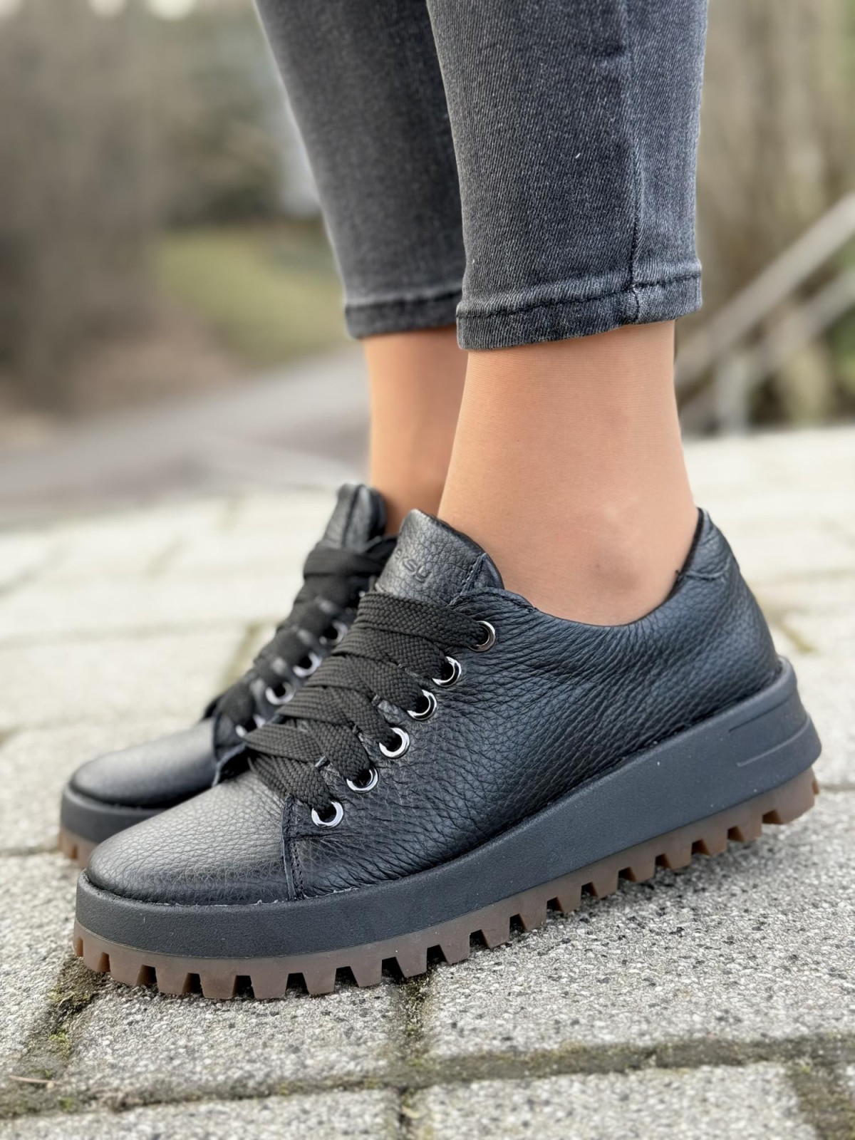 Sneakersy OLEKSY ze skóry Polskiej produkcji