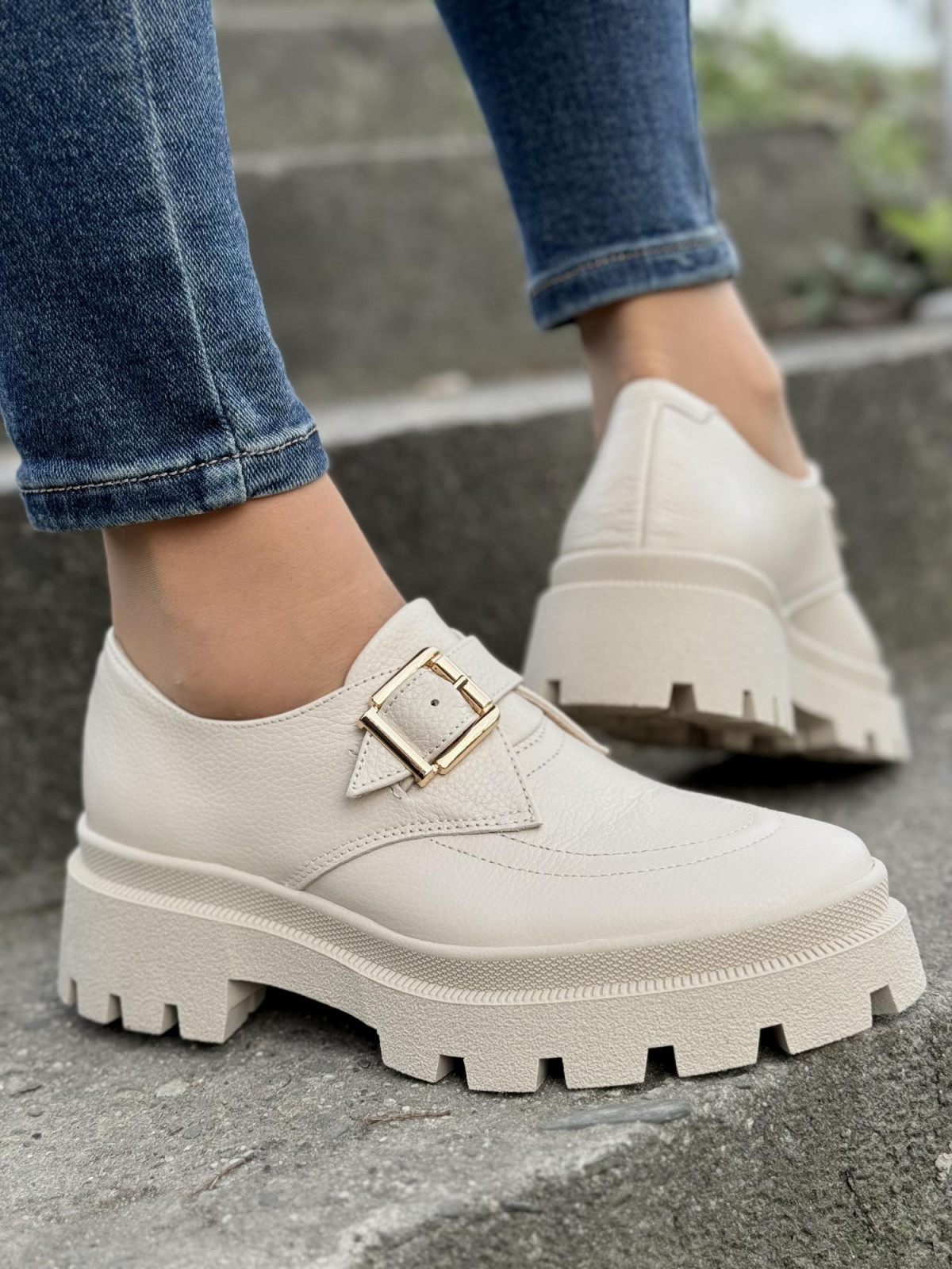 Półbuty ze skóry naturalnej OLEKSY Polskiej produkcji