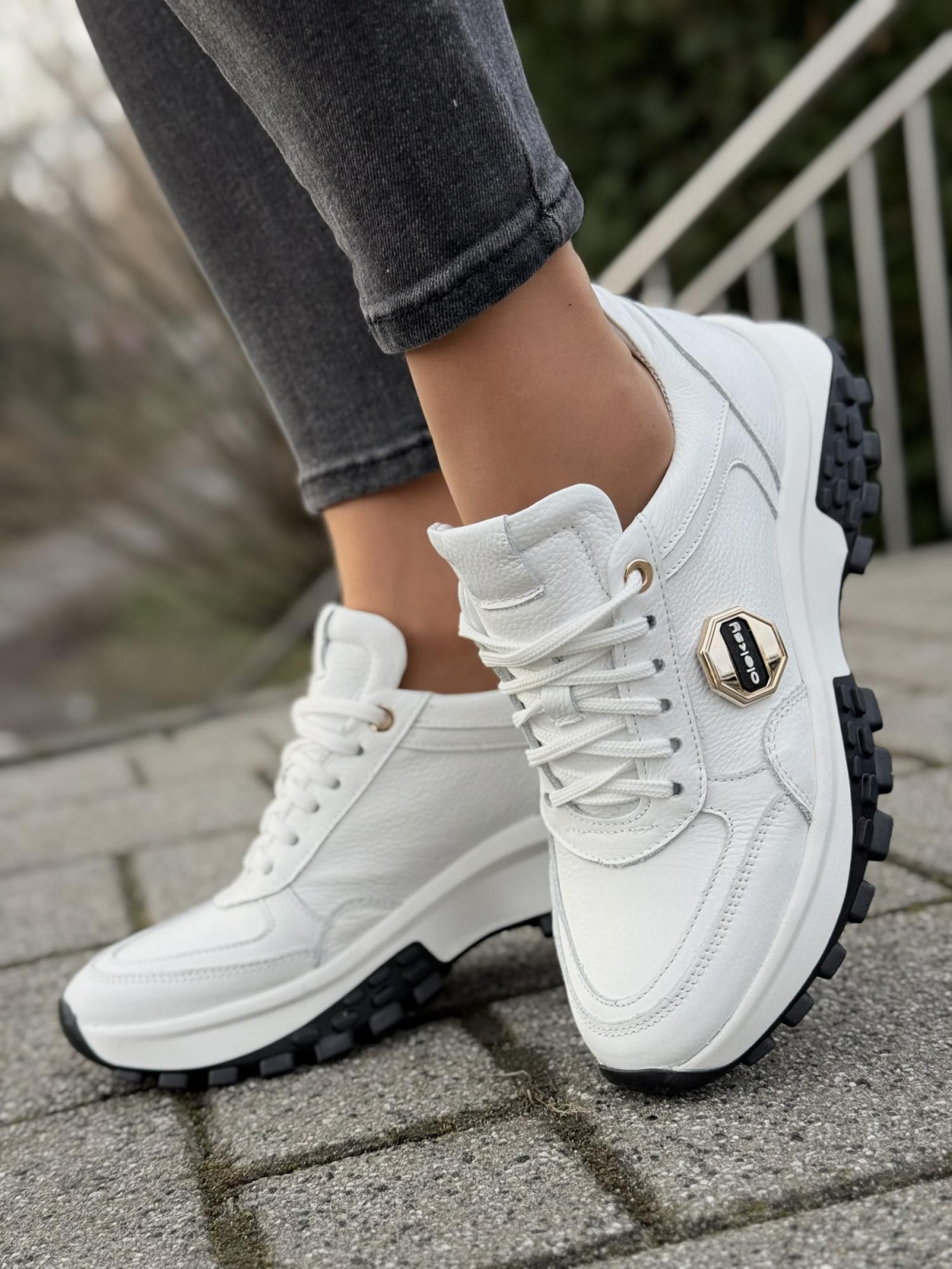 Sneakersy OLEKSY ze skóry Polskiej produkcji