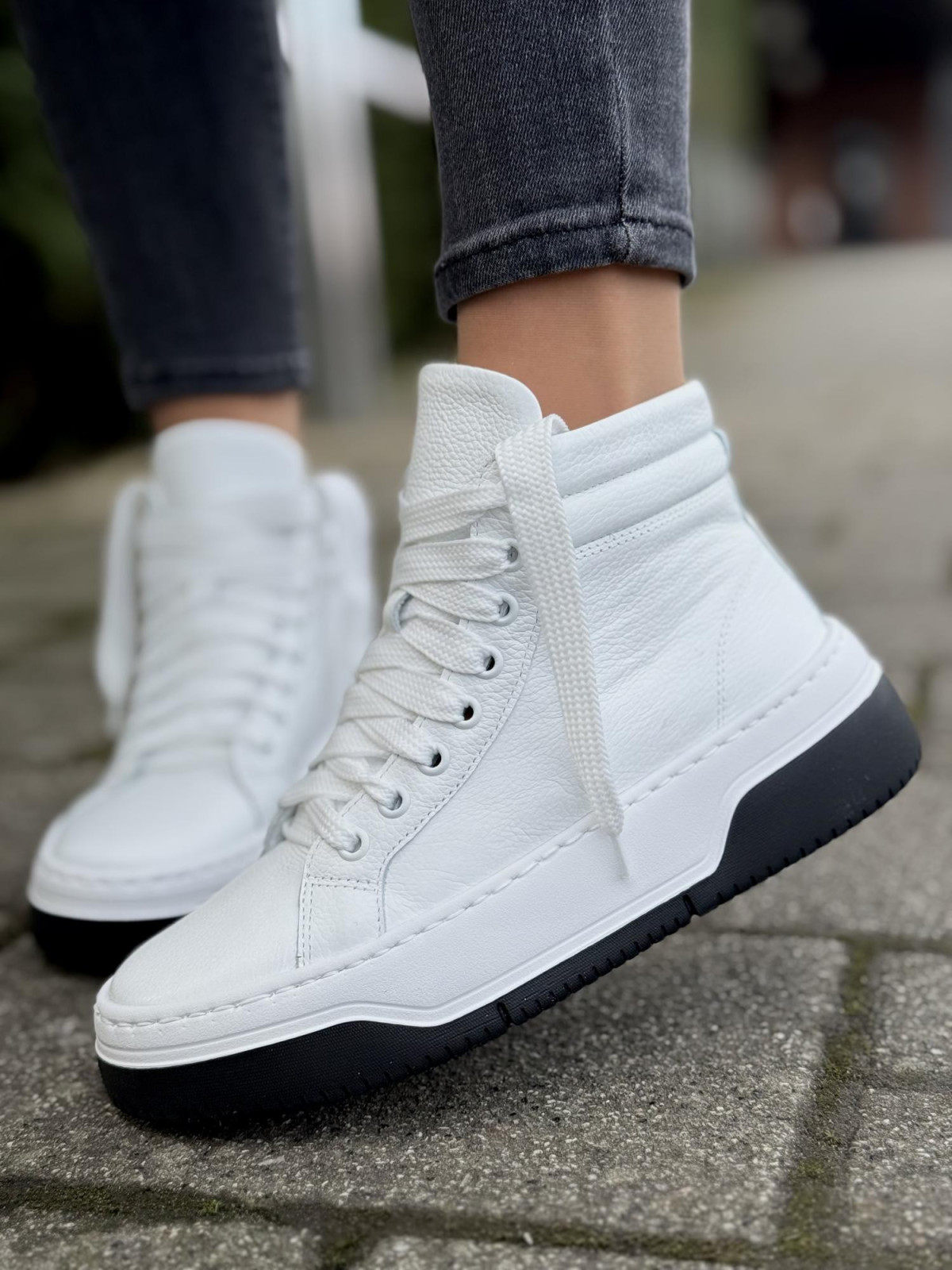 Sneakersy OLEKSY ze skóry Polskiej produkcji