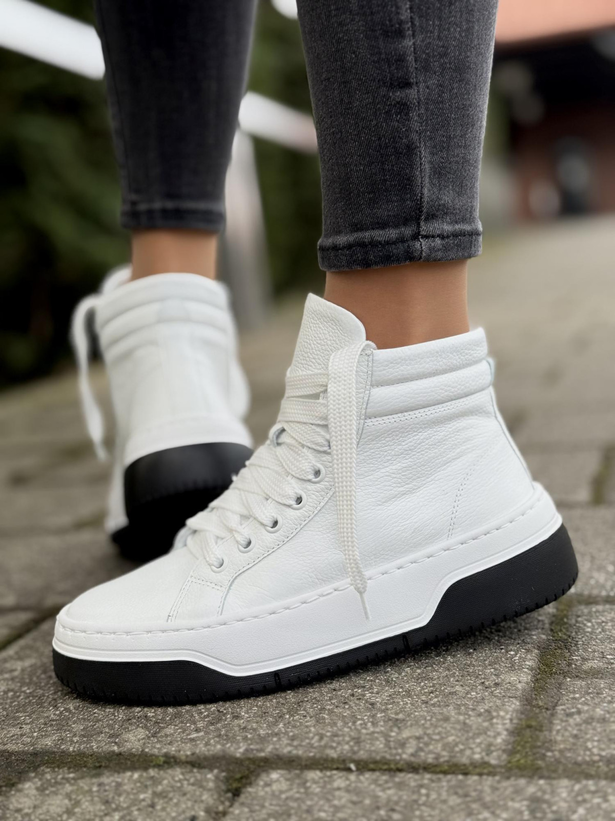 Sneakersy OLEKSY ze skóry Polskiej produkcji