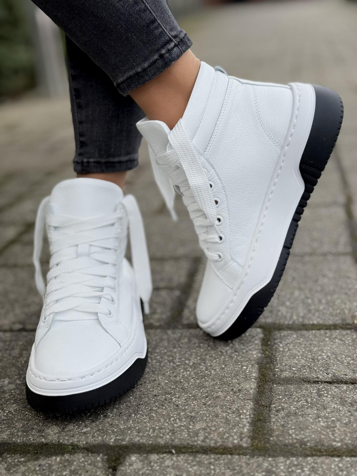 Sneakersy OLEKSY ze skóry Polskiej produkcji