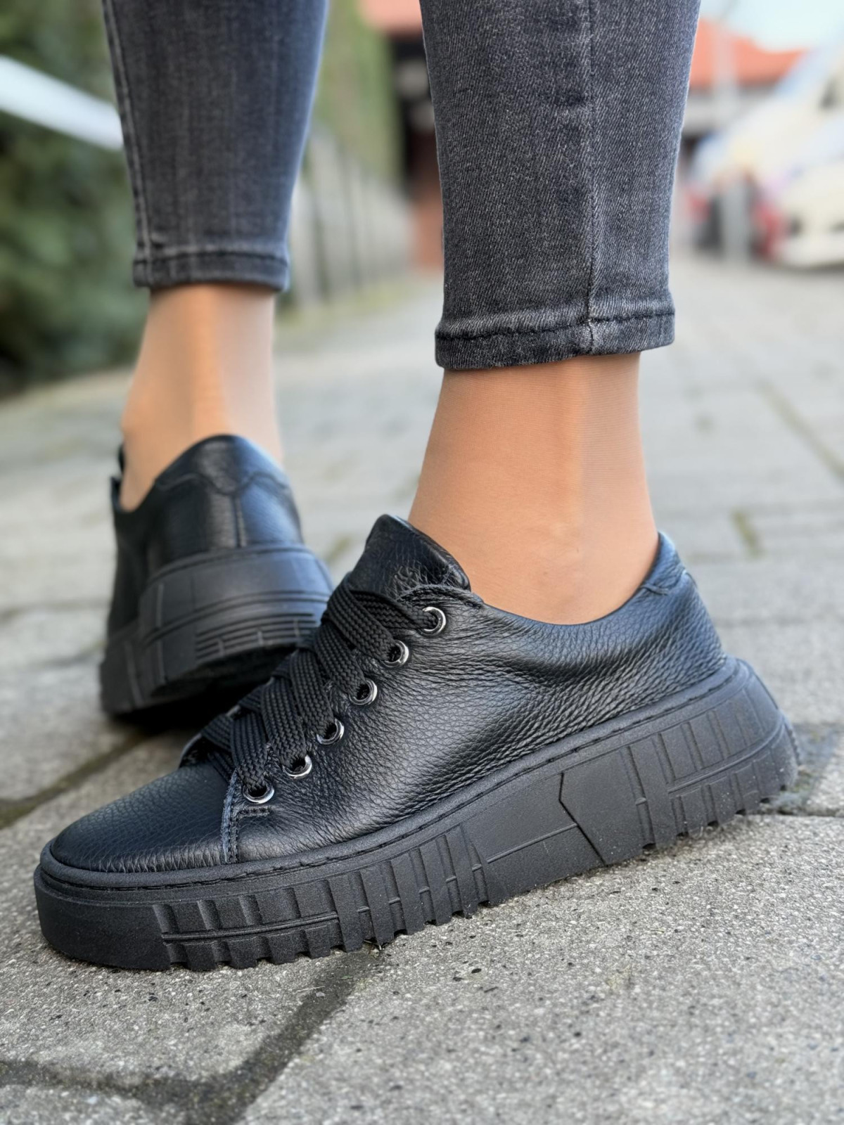 Sneakersy OLEKSY ze skóry Polskiej produkcji