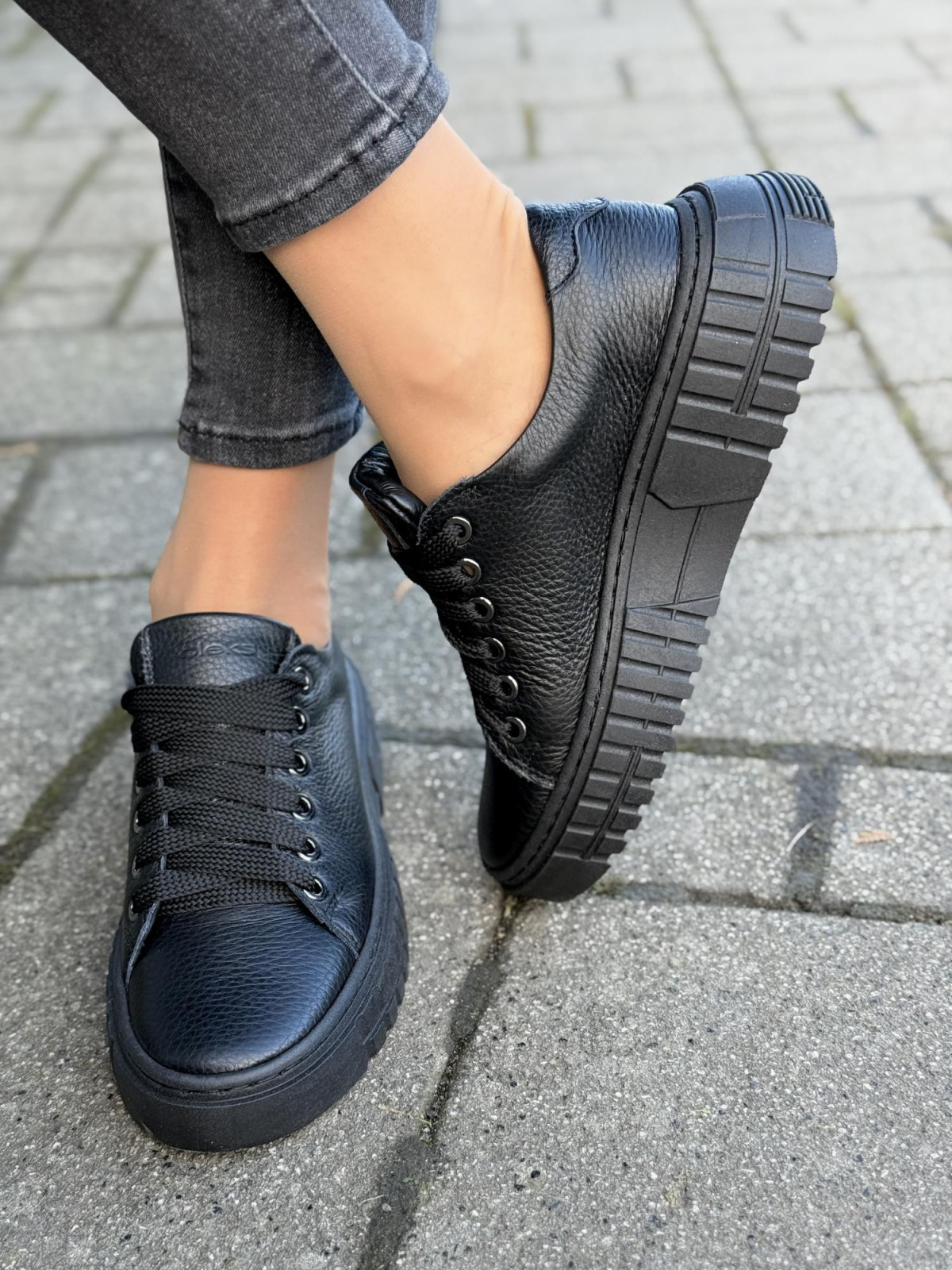 Sneakersy OLEKSY ze skóry Polskiej produkcji