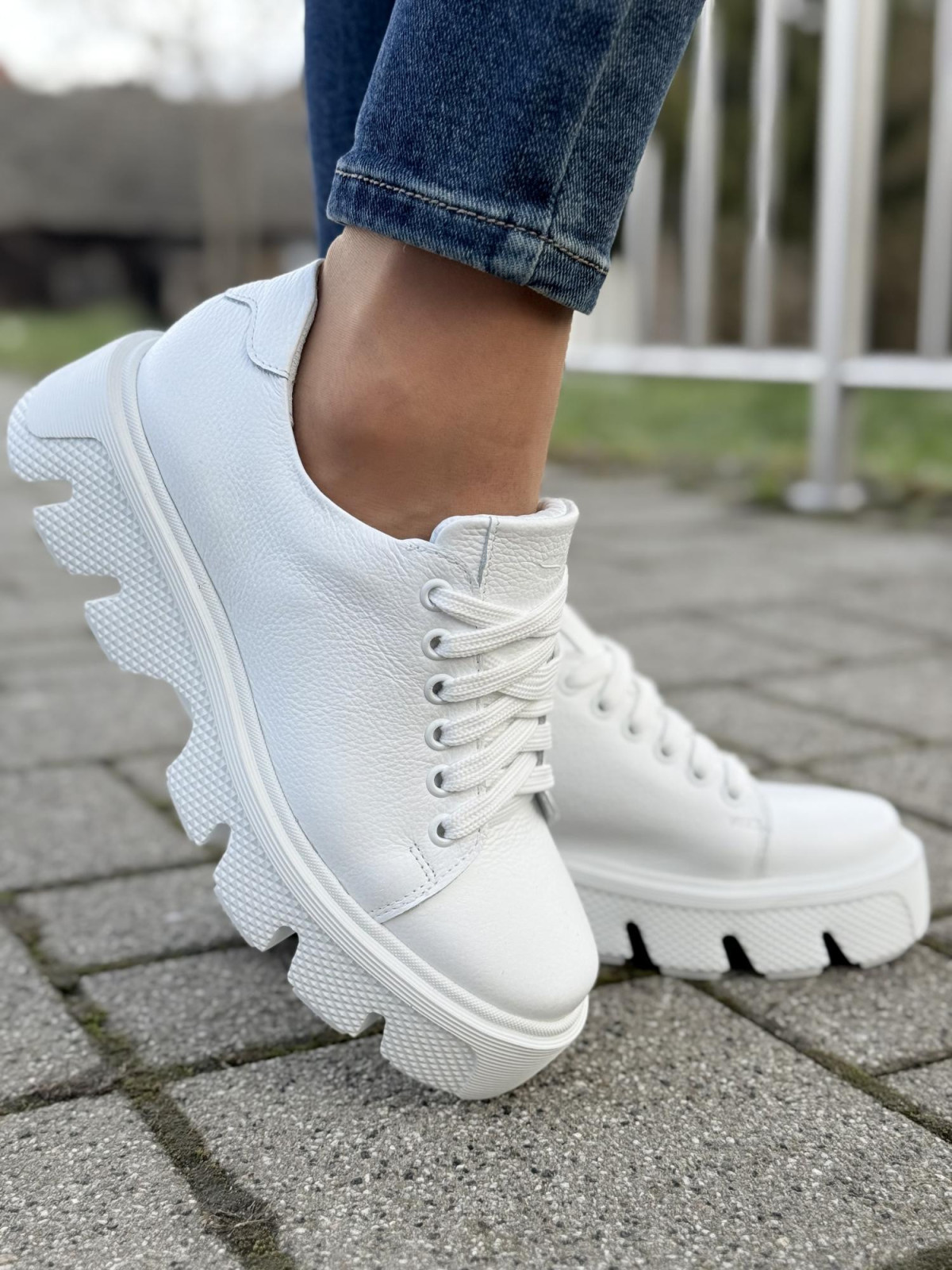 Sneakersy OLEKSY ze skóry Polskiej produkcji