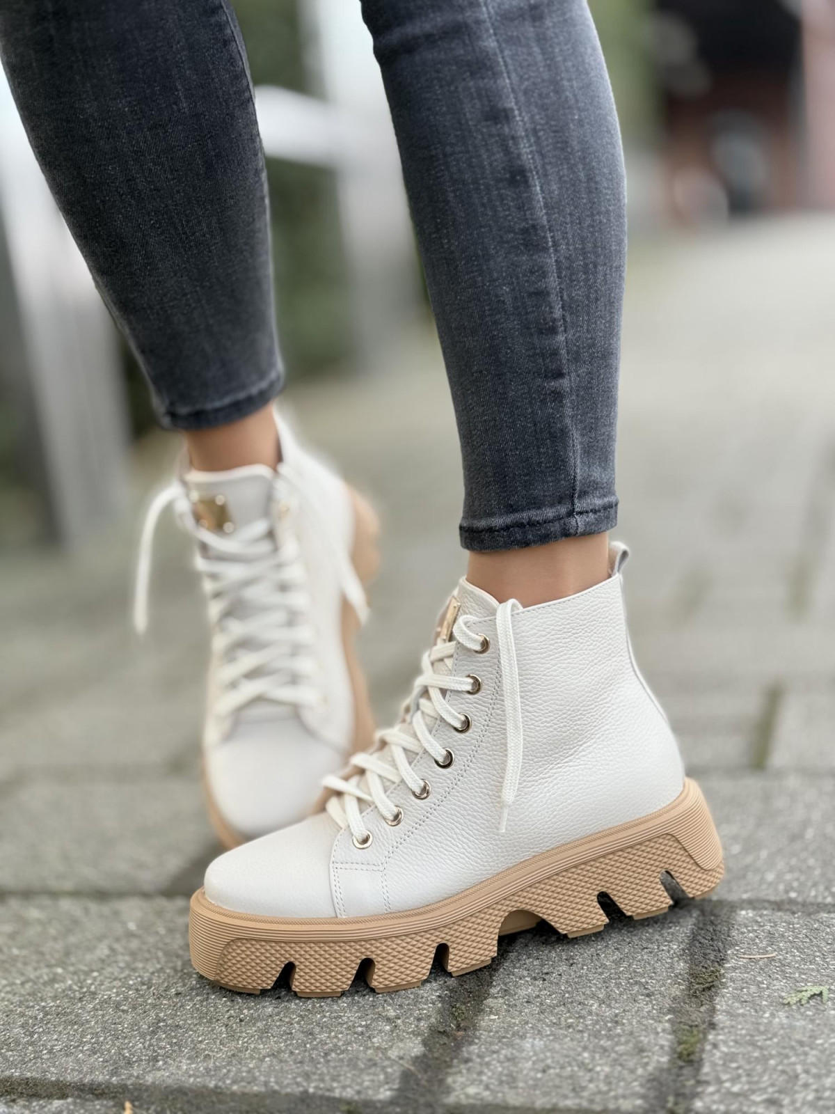 Sneakersy OLEKSY ze skóry Polskiej produkcji