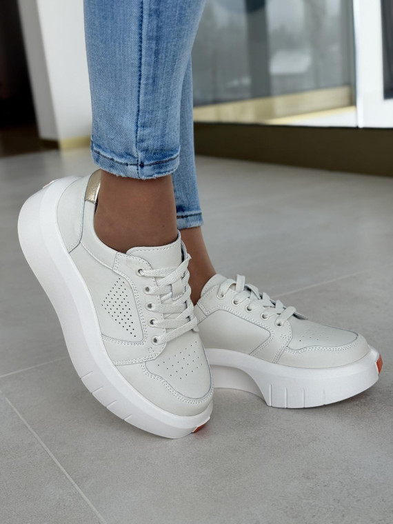 Nowoczesne sneakersy ze skóry naturalnej