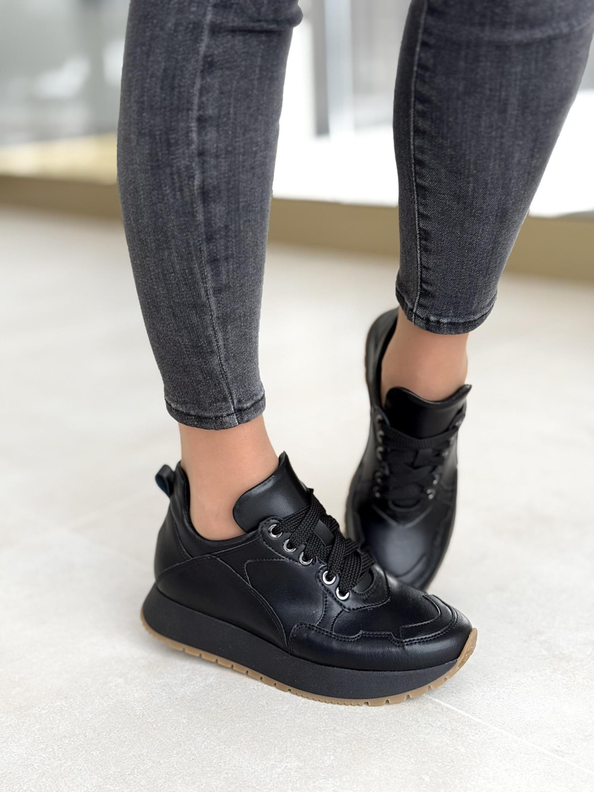 Sneakersy OLEKSY ze skóry naturalnej