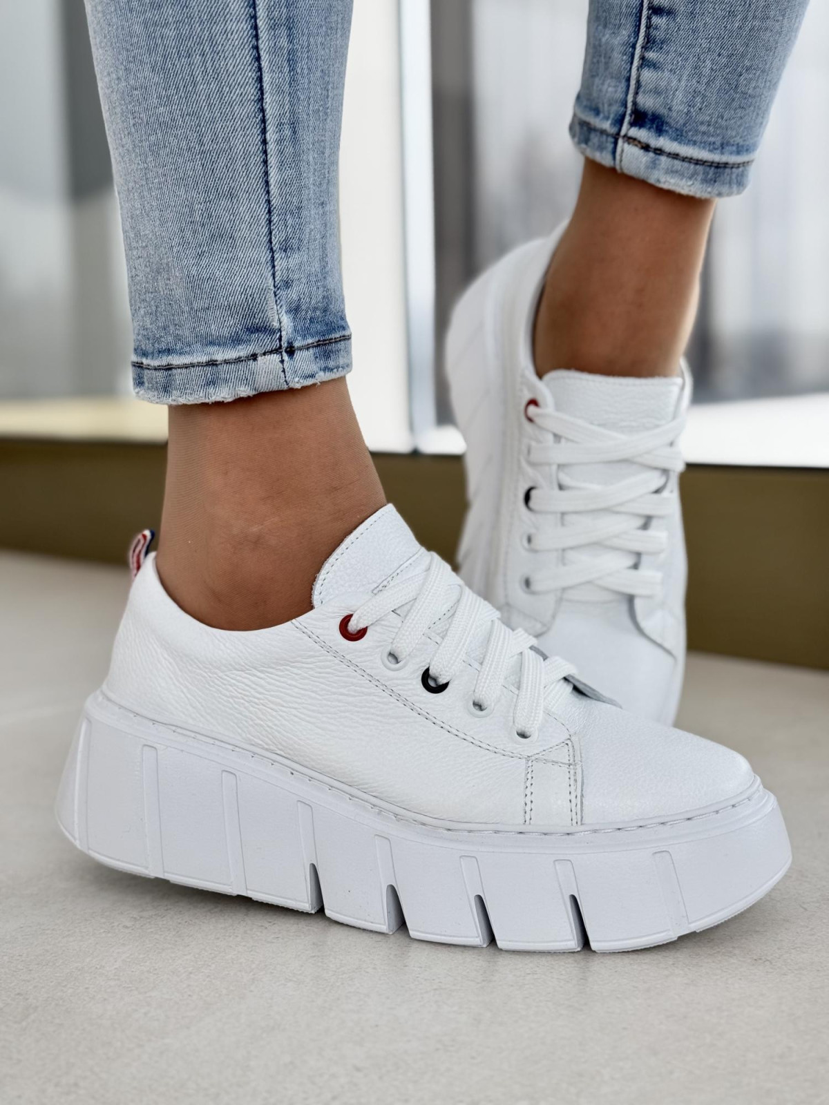 Sneakersy OLEKSY ze skóry naturalnej