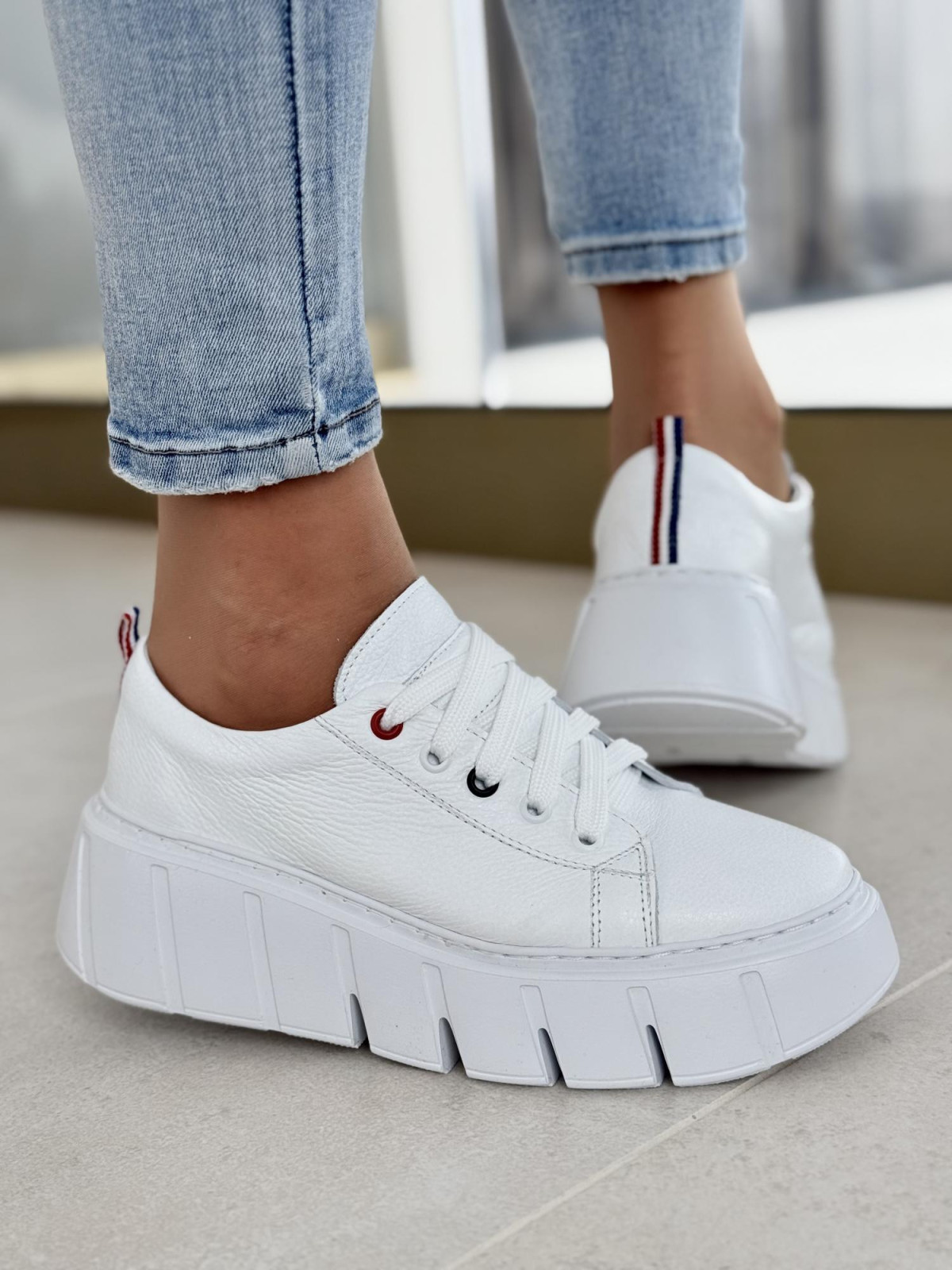 Sneakersy OLEKSY ze skóry naturalnej