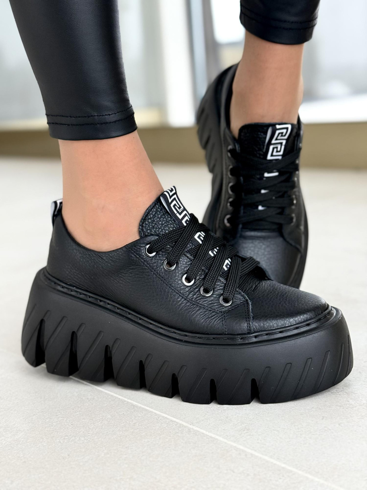 Sneakersy OLEKSY ze skóry Polskiej produkcji