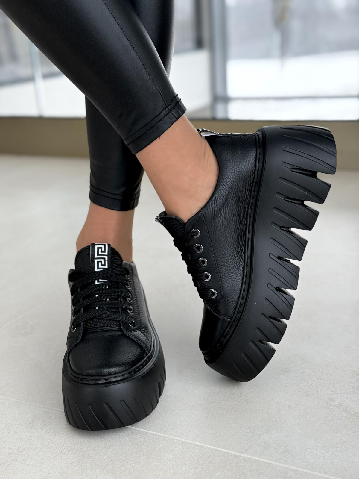 Sneakersy OLEKSY ze skóry Polskiej produkcji