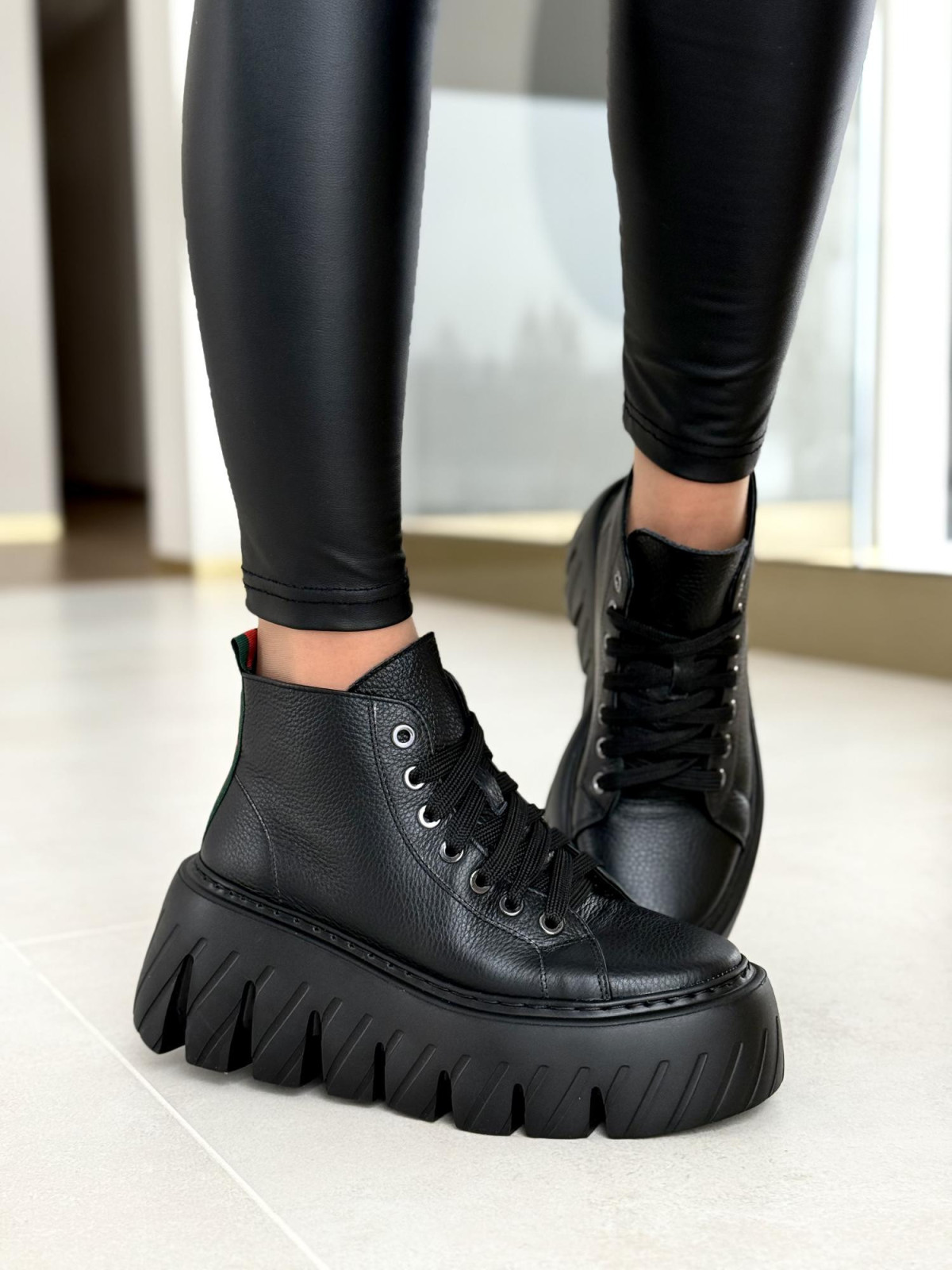 Sneakersy OLEKSY ze skóry Polskiej produkcji