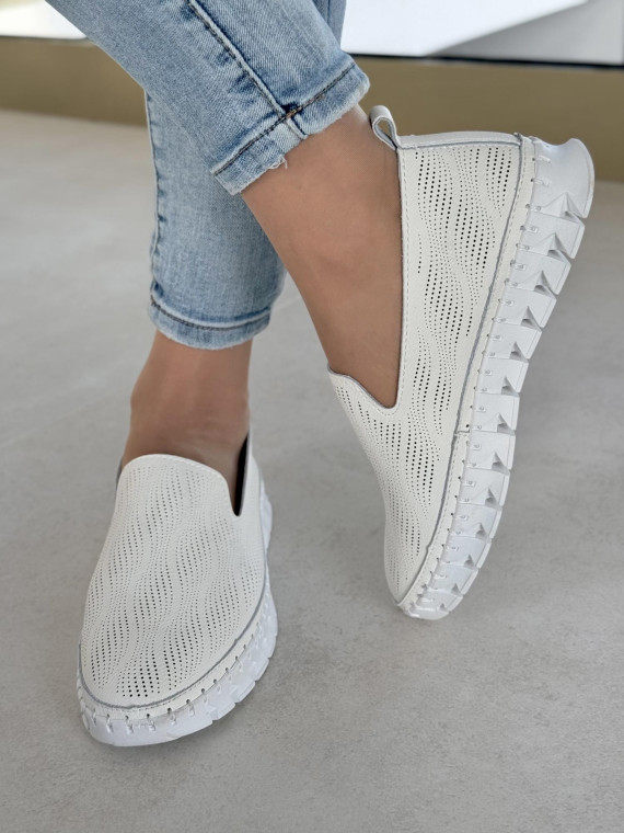 Slipony ze skóry naturalnej