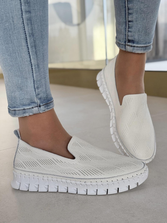 Slipony ze skóry naturalnej