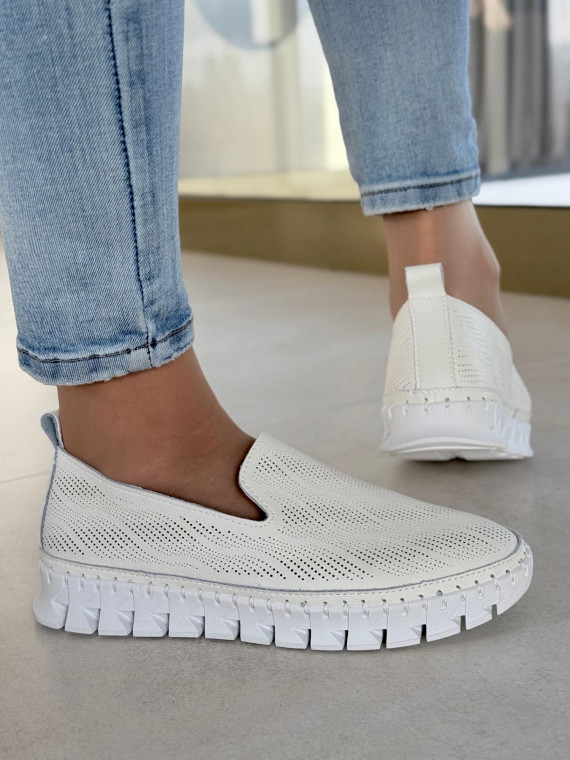 Slipony ze skóry naturalnej