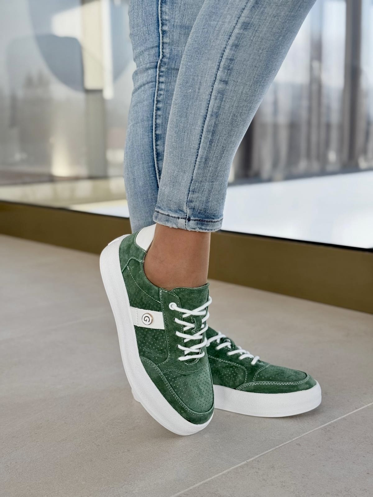 Sneakersy damskie ze skóry naturalnej