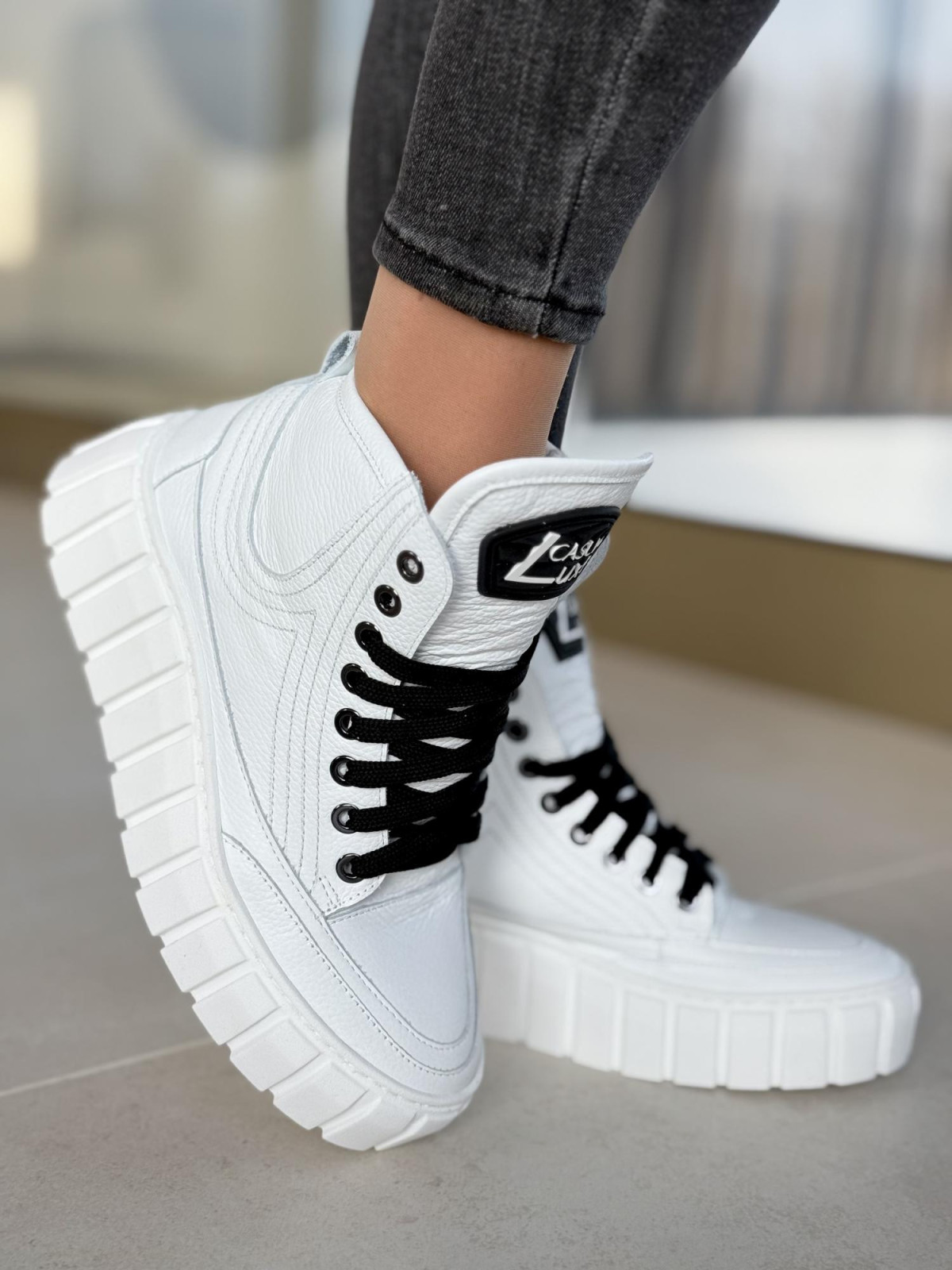 Sneakersy OLEKSY ze skóry Polskiej produkcji