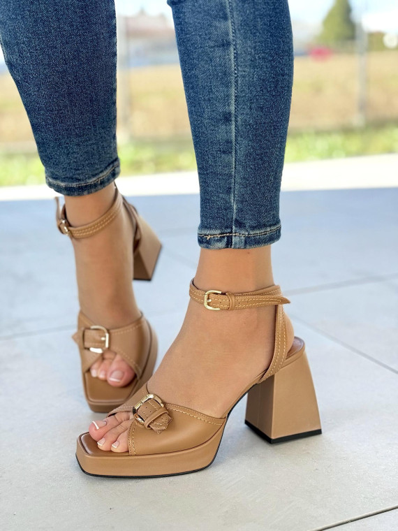 Sandały damskie skórzane na wygodnej platformie polskiej produkcji