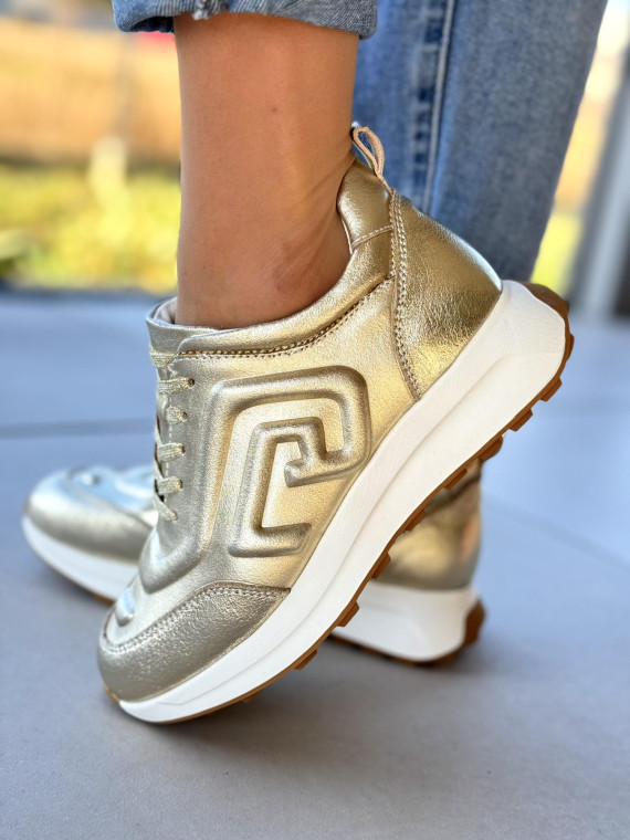 Złote sneakersy damskie ze skóry naturalnej