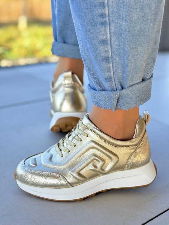 Złote sneakersy damskie ze skóry naturalnej