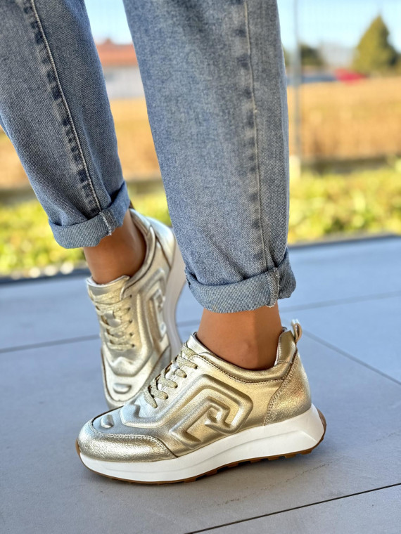 Złote sneakersy damskie ze skóry naturalnej