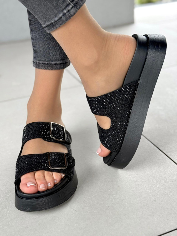 Wygodne czarne klapki damskie na grubej podeszwie