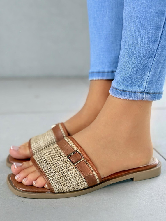 Wygodne klapki damskie