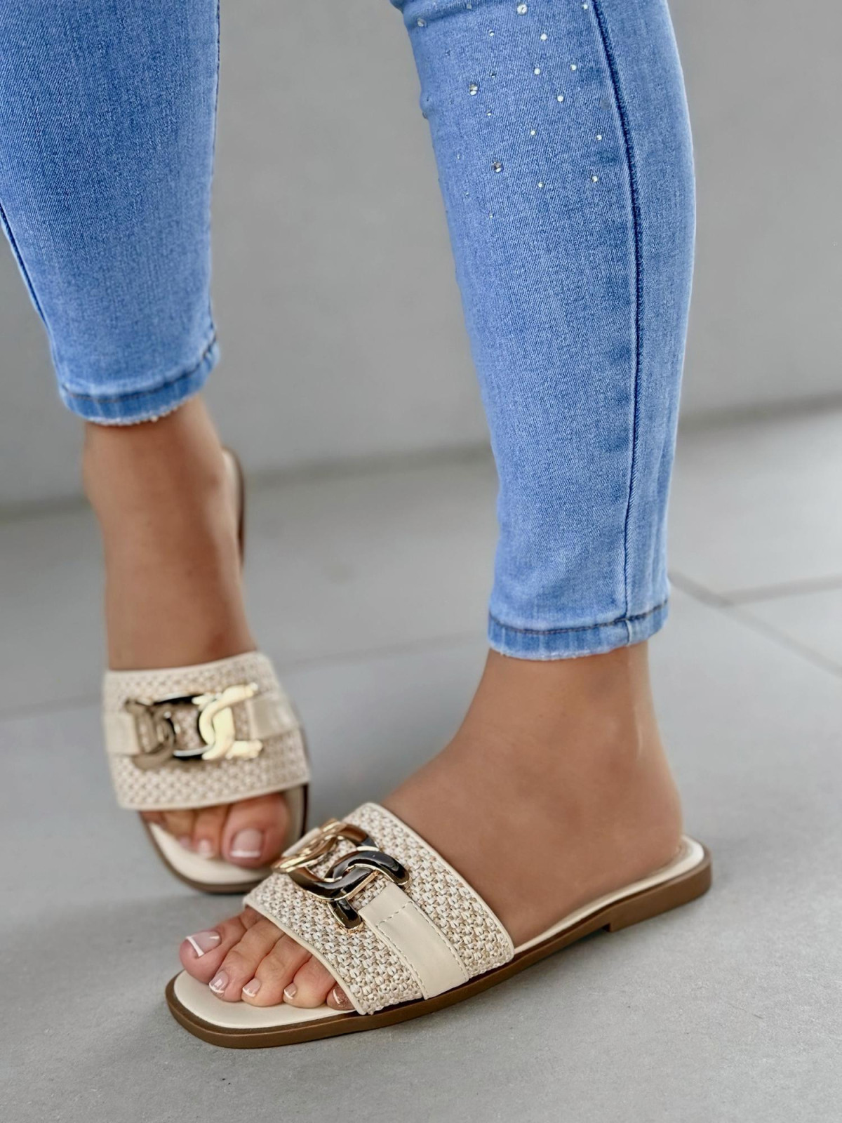 Wyjątkowe klapki damskie