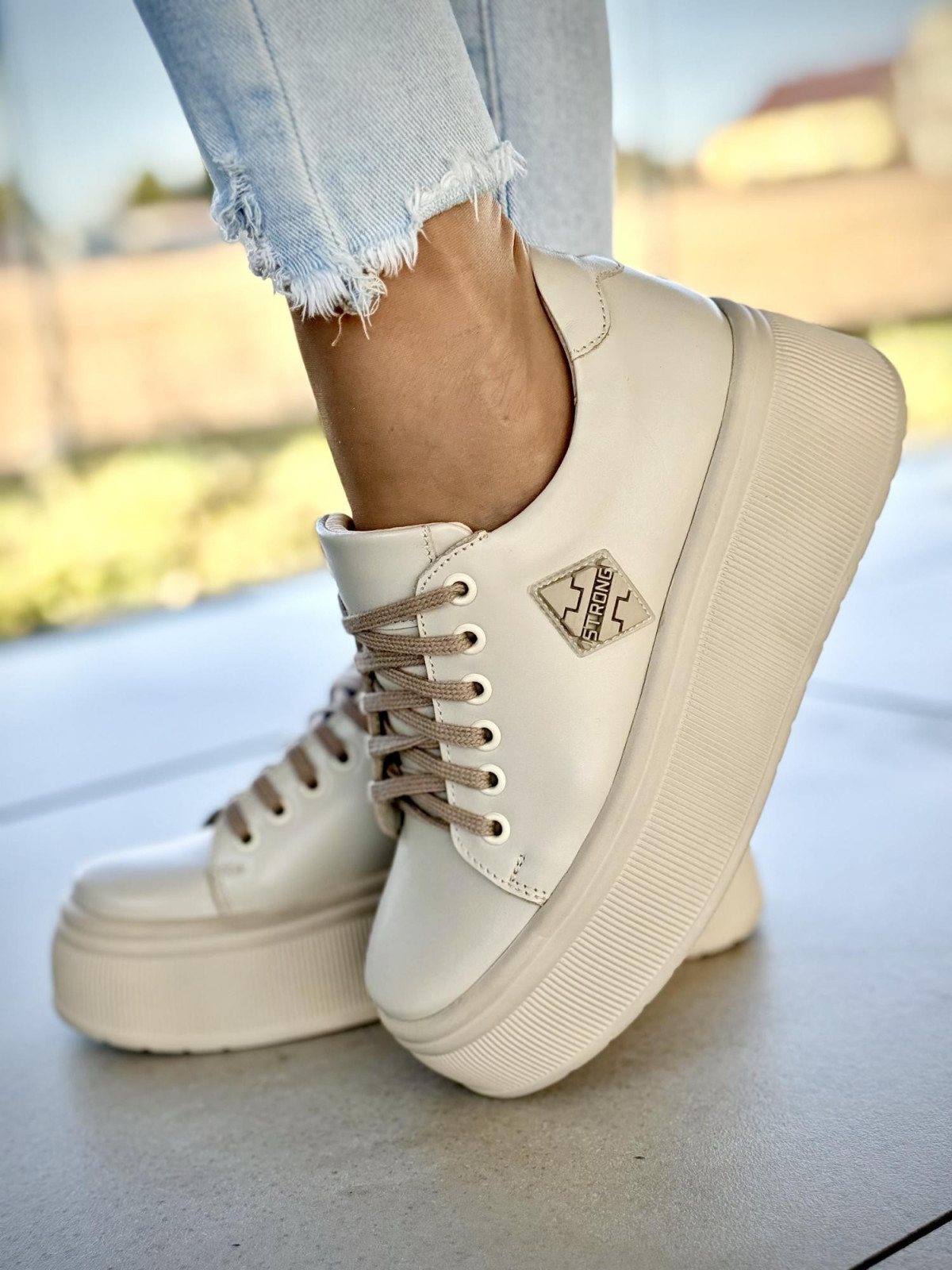 Sneakersy OLEKSY ze skóry naturalnej Polskiej produkcji