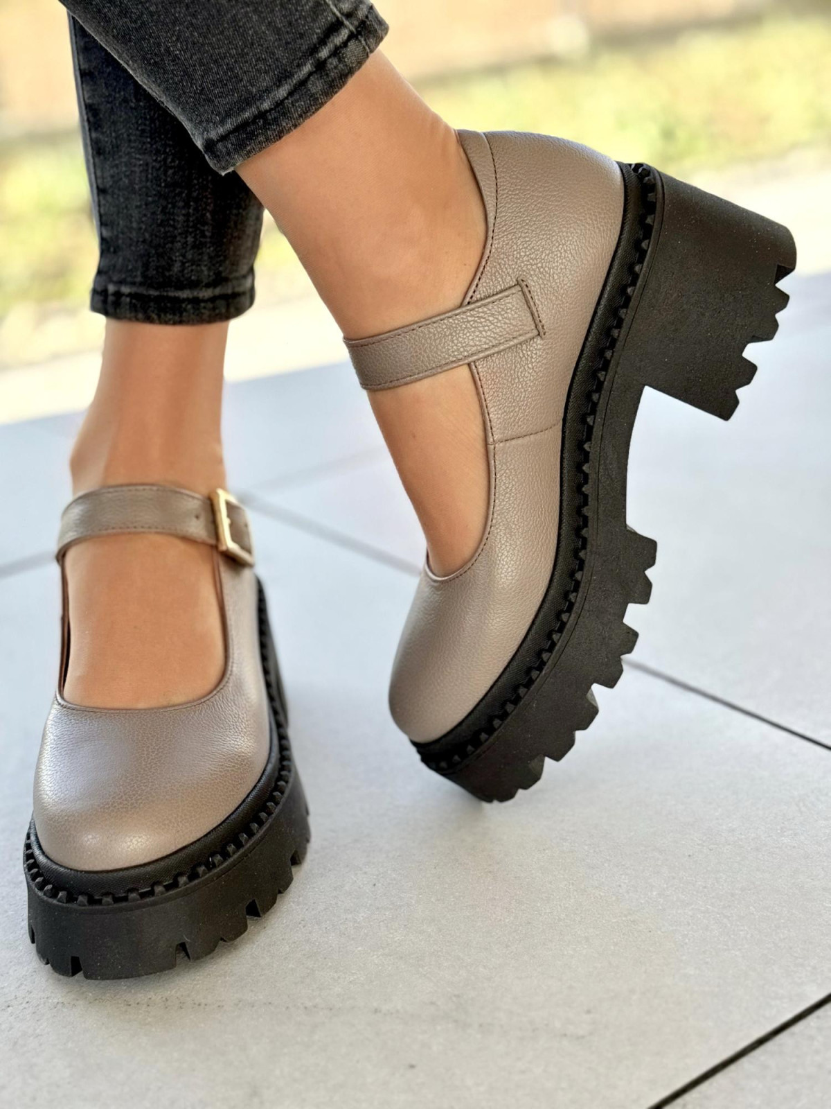 Półbuty damskie OLEKSY ze skóry polskiej produkcji