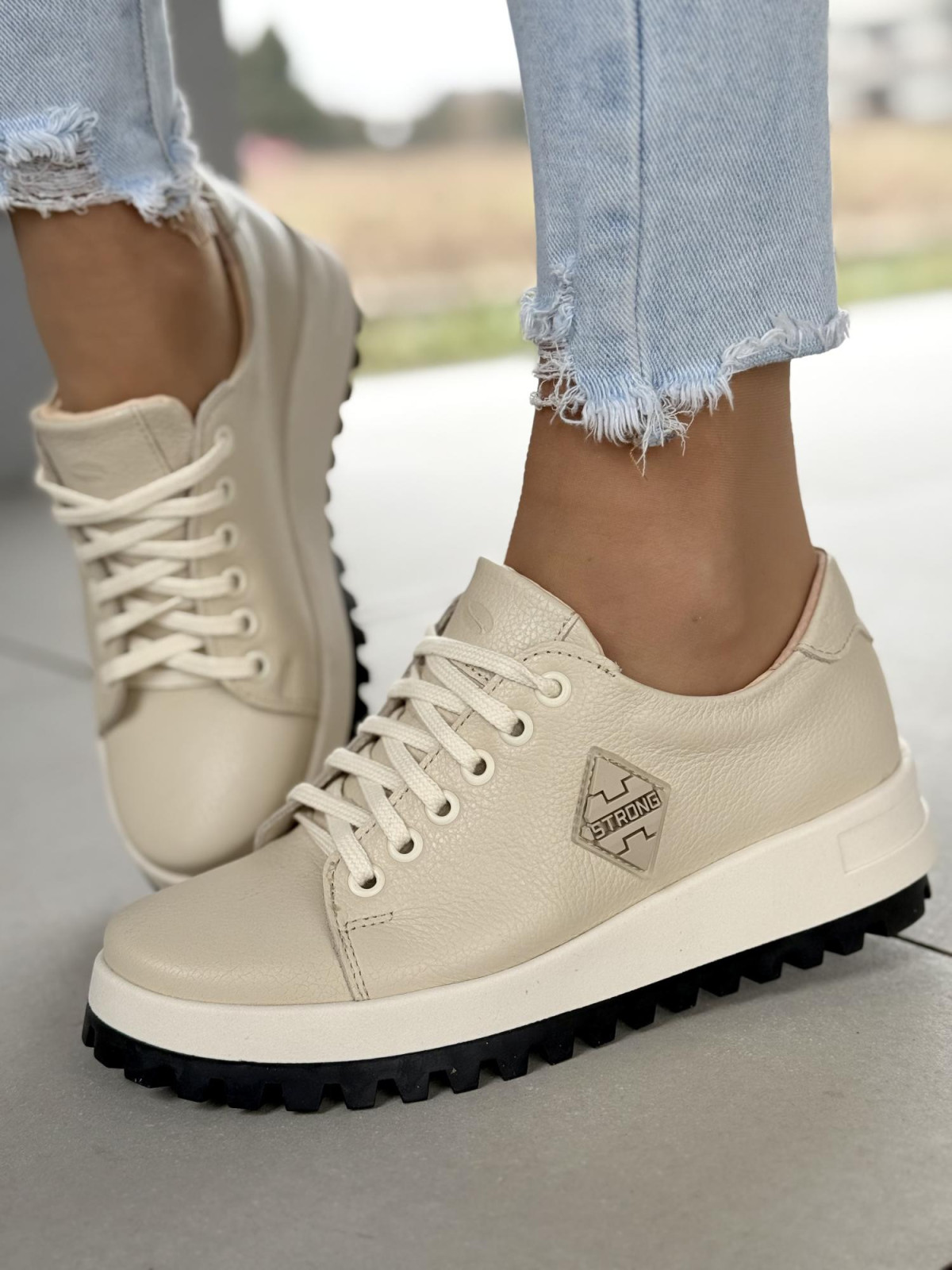 Sneakersy OLEKSY ze skóry Polskiej produkcji