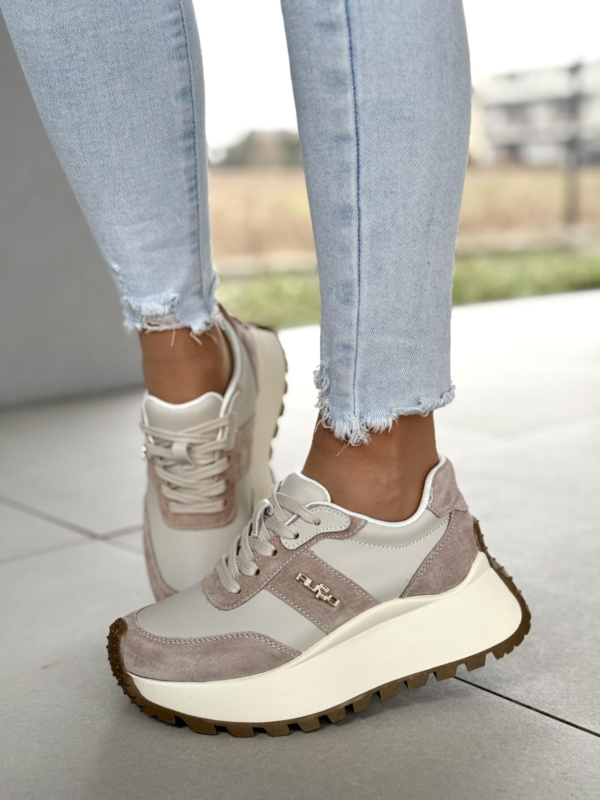 Sneakersy damskie ze skóry naturalnej