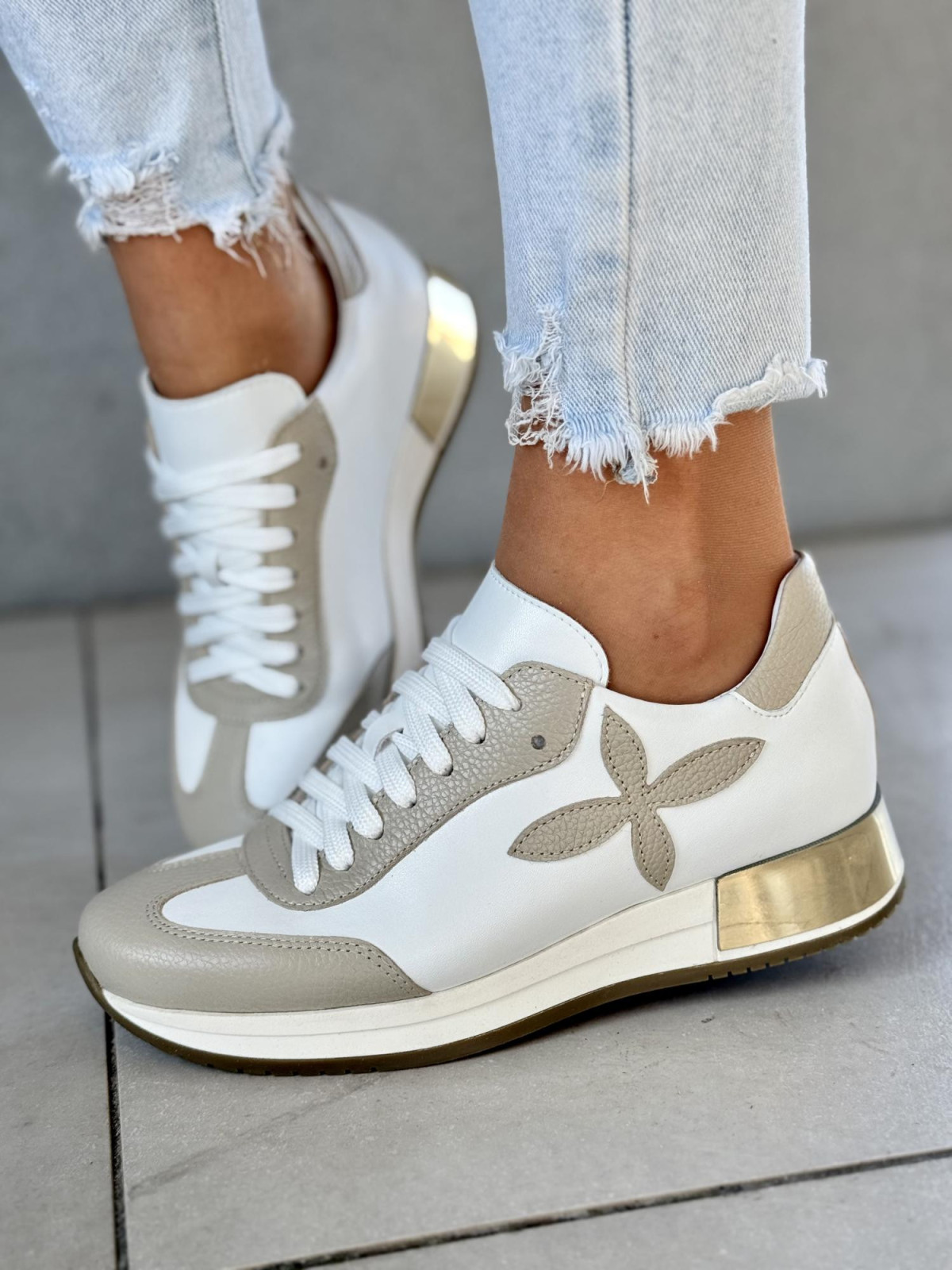 Sneakersy OLEKSY ze skóry naturalnej, Polskiej produkcji