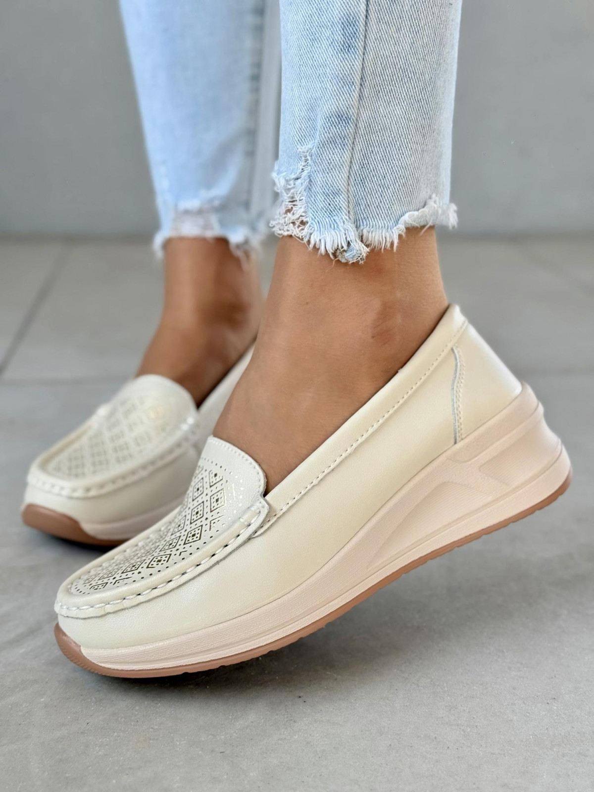 Mokasyny ze skóry naturalnej