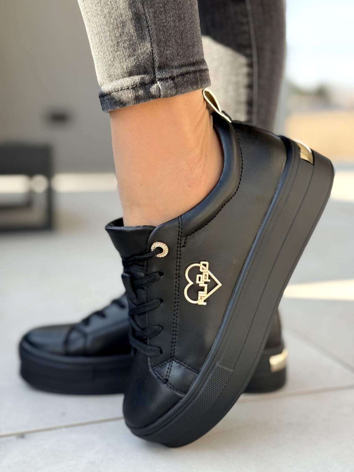 Sneakersy ze skóry naturalnej