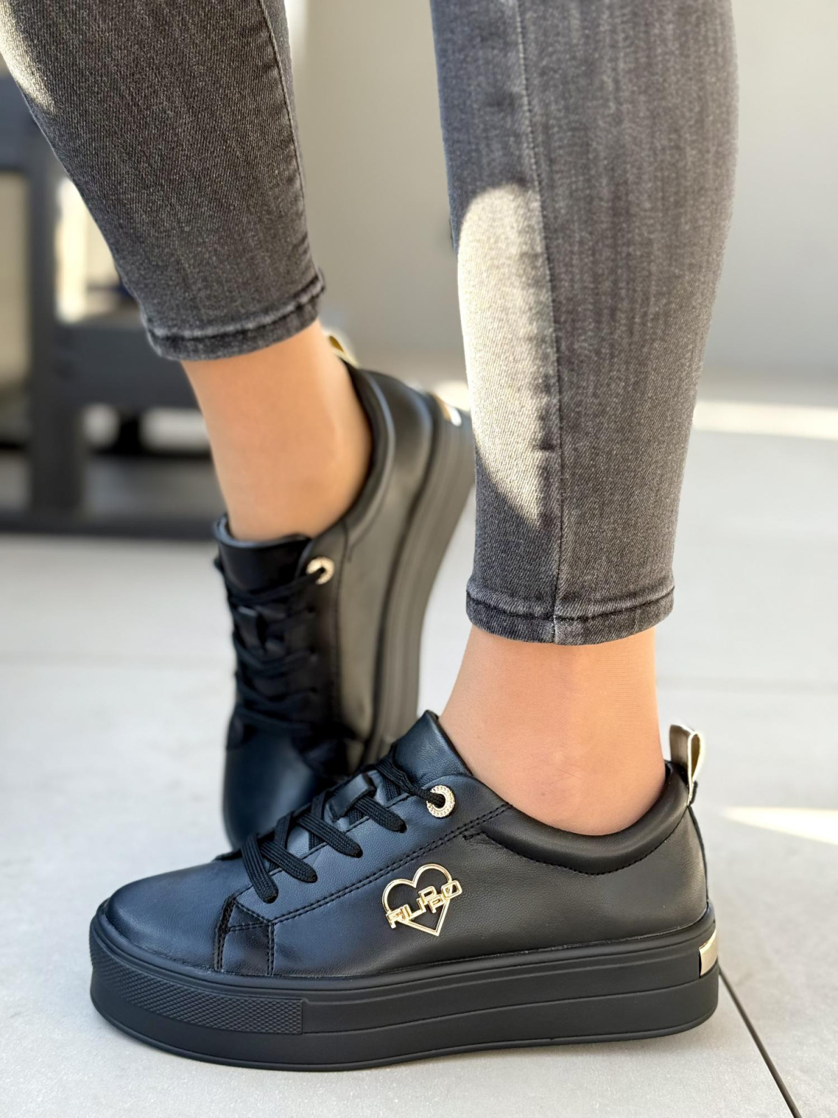 Sneakersy ze skóry naturalnej