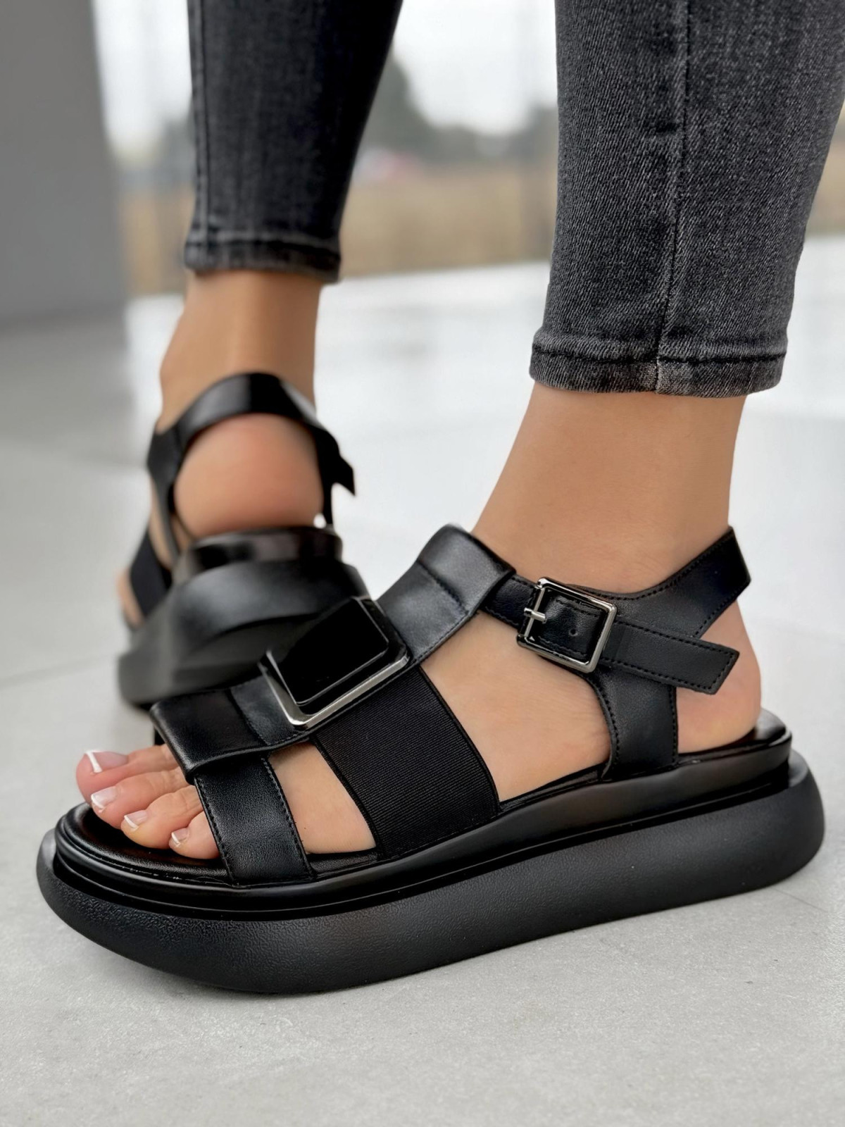 Sandałki damskie ze skóry naturalnej