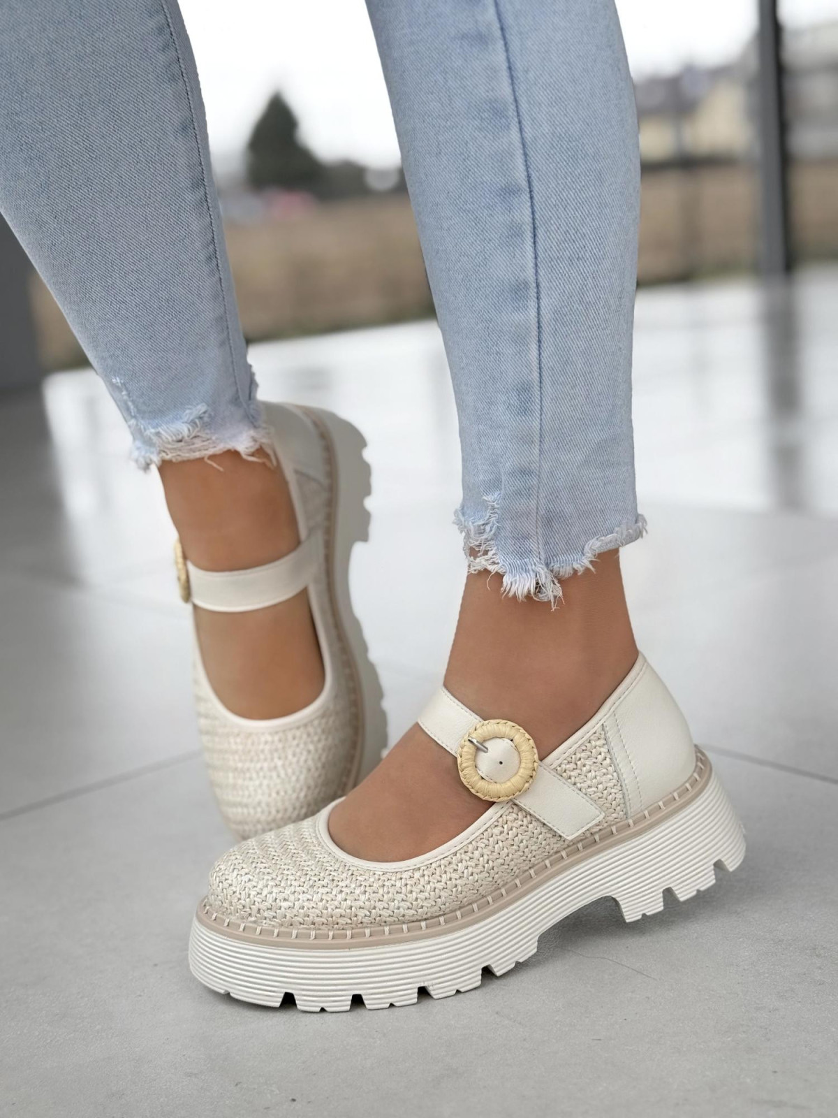 Modowe półbuty damskie ze skóry naturalnej