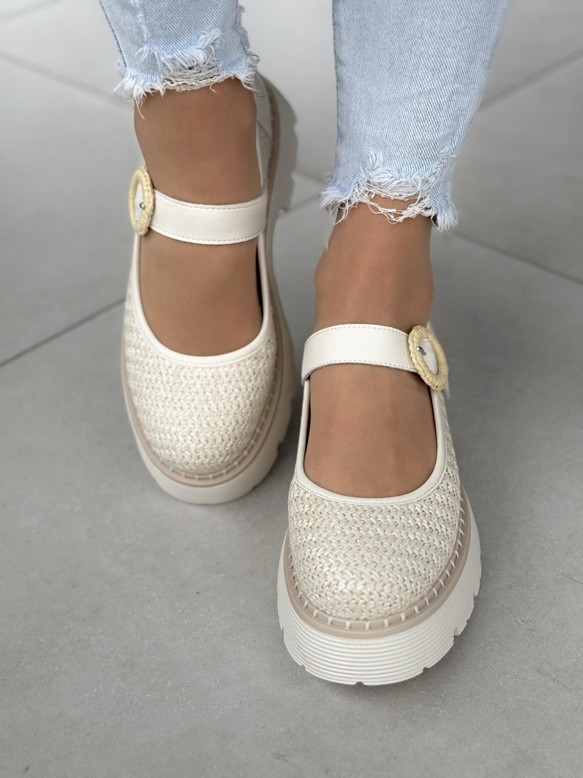 Modowe półbuty damskie ze skóry naturalnej