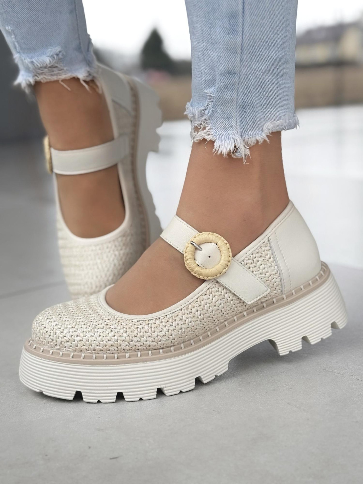 Modowe półbuty damskie ze skóry naturalnej