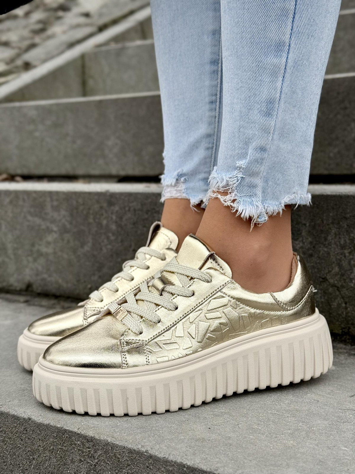 Piękne sneakersy damskie ze skóry naturalnej